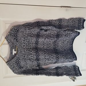 Knitted sweater, size Large